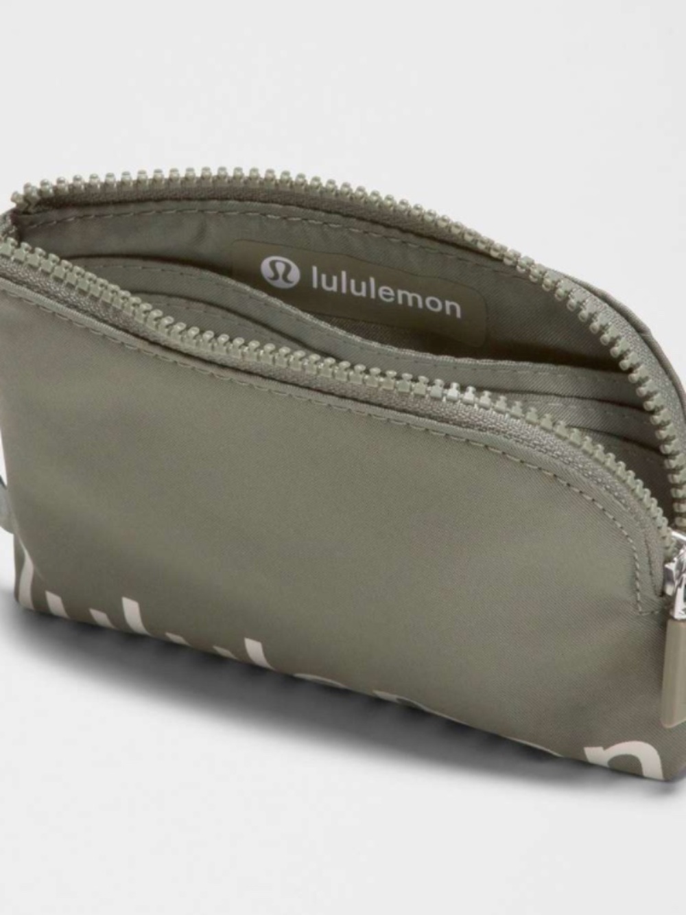 Lululemon Clippable Card Pouch - Picture 5 of 6